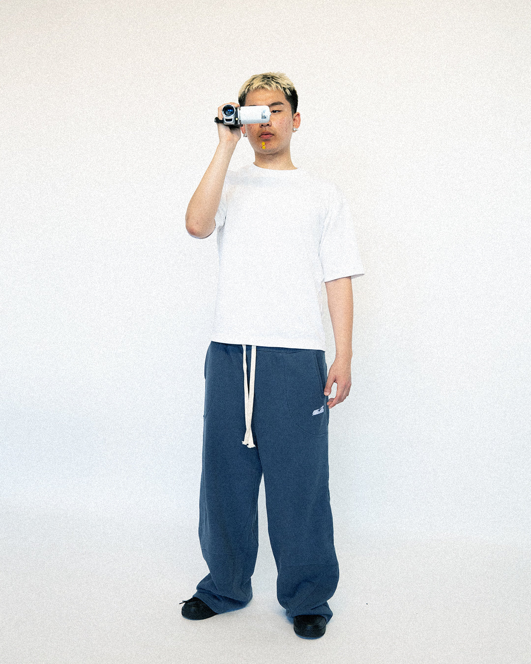 blue wide leg sweatpants